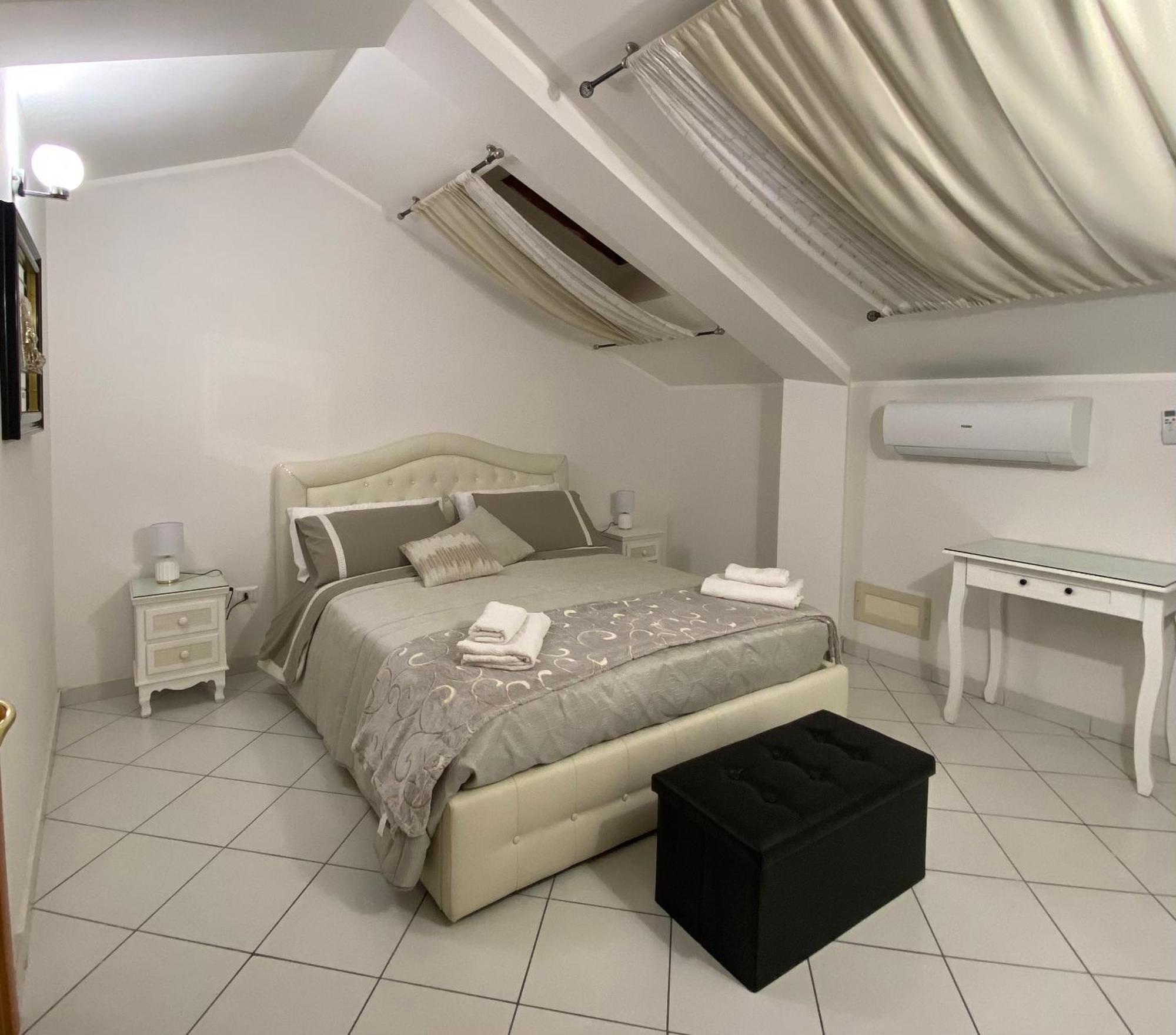 Home Pino Center~600 Mt Duomo Ct Катанія Екстер'єр фото